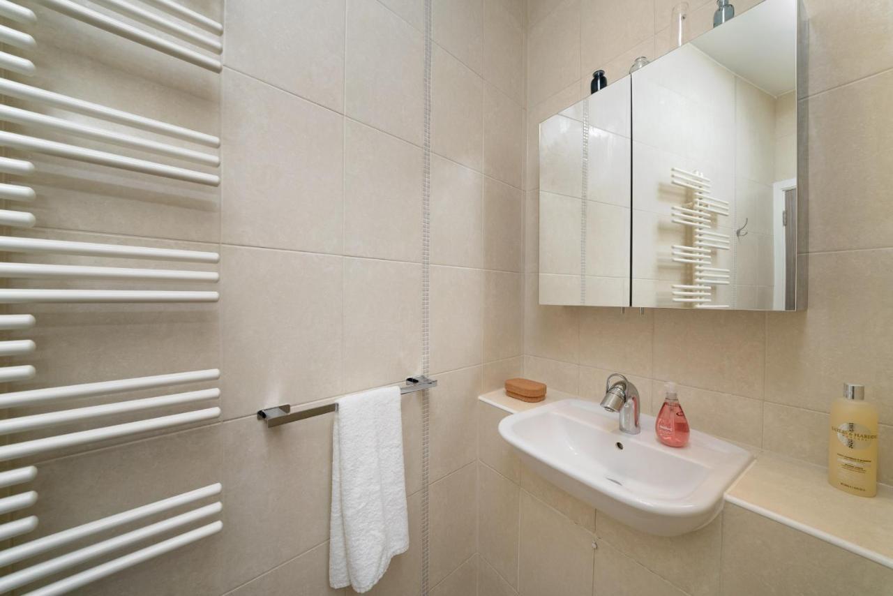 Huge & Central 3 Bedr, 4 Beds, 2,5 Bath Covent Gdn ลอนดอน ภายนอก รูปภาพ